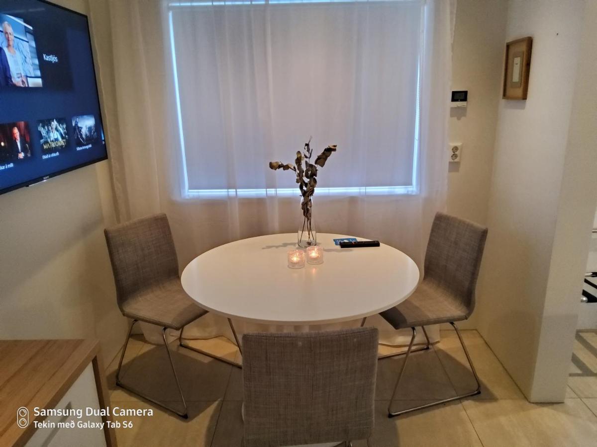 Centrum Apartment Akureyri Eksteriør bilde